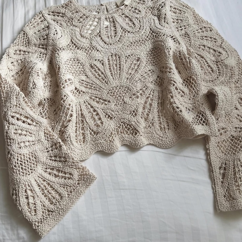 Sézane Olie Blouse in Ecru - Picture 3 of 5